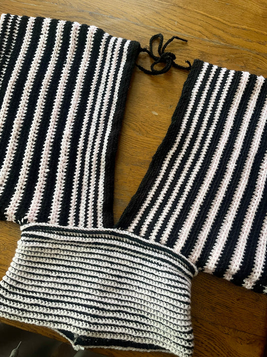 The Jaida (Striped V-Neck Pattern)